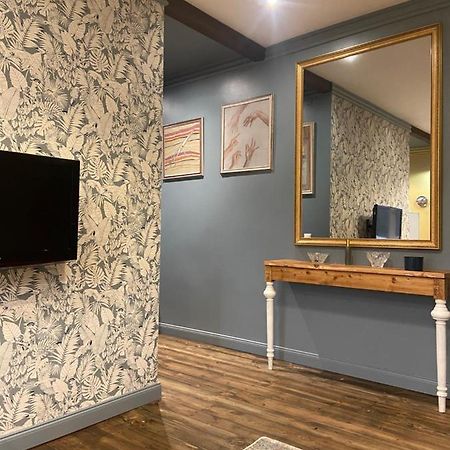 ריגה Self Check In Miera Art Apartment מראה חיצוני תמונה